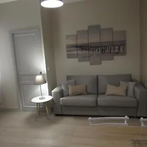 Appart Cosy 2 Pièces , Parigi Francia