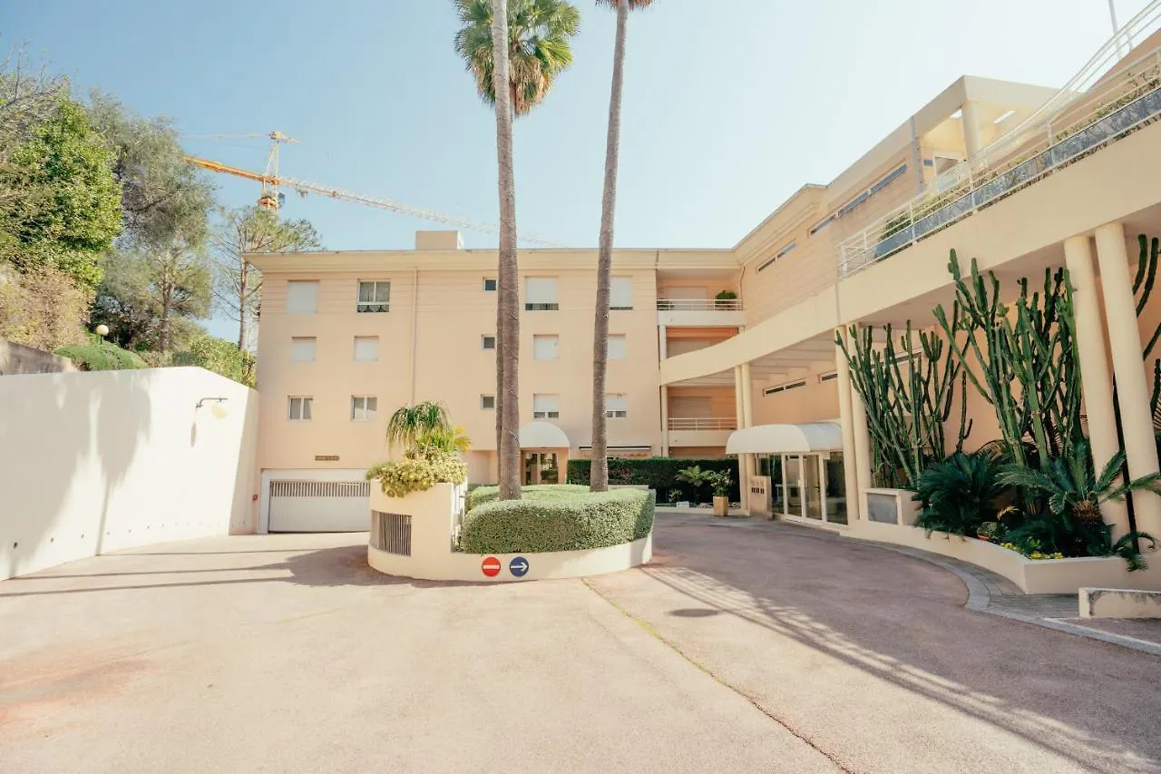 Le Petit Prince: Appartement De Haut Standing Beausoleil 0*,  France