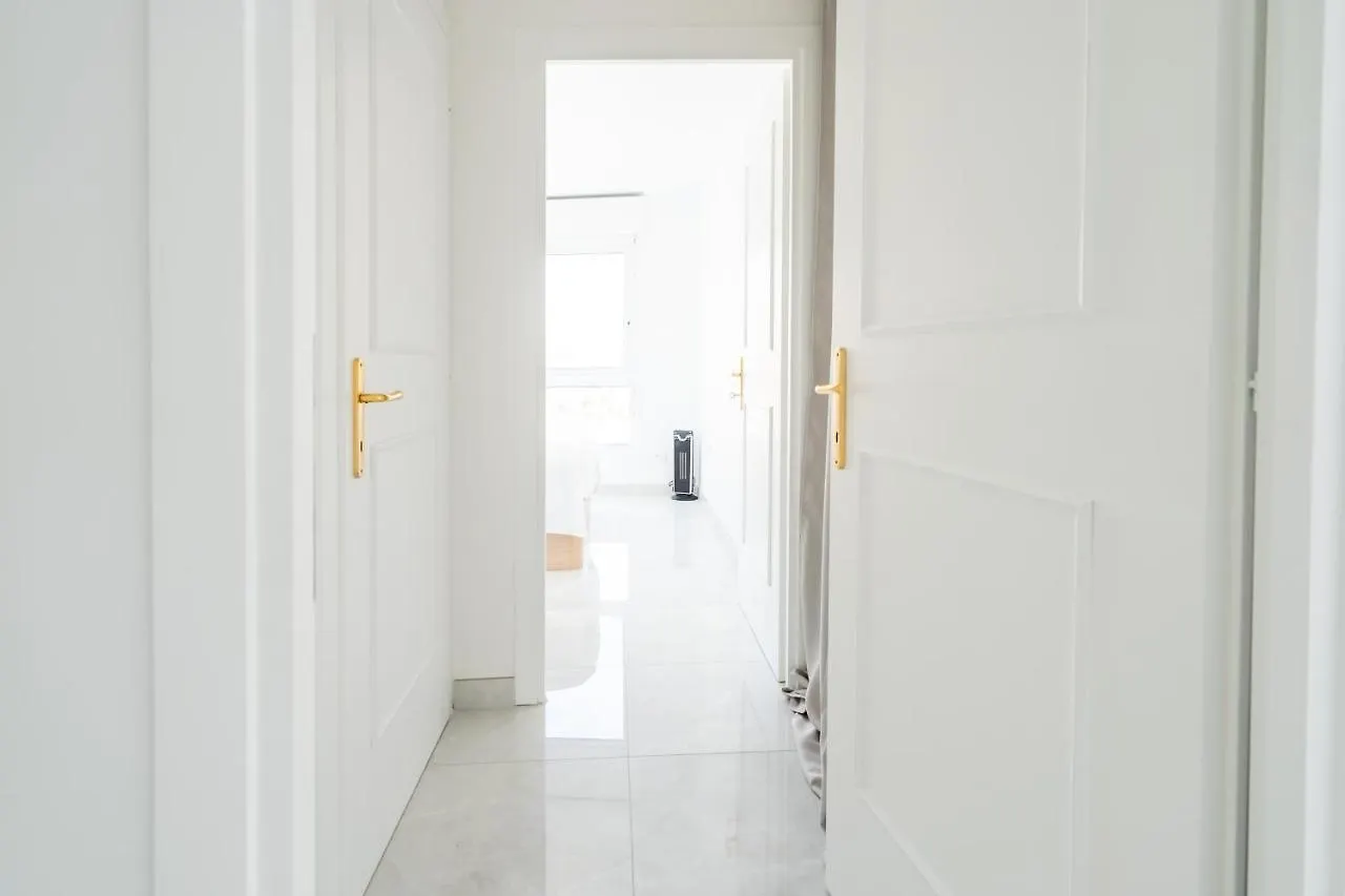 Le Petit Prince: Appartement De Haut Standing Beausoleil