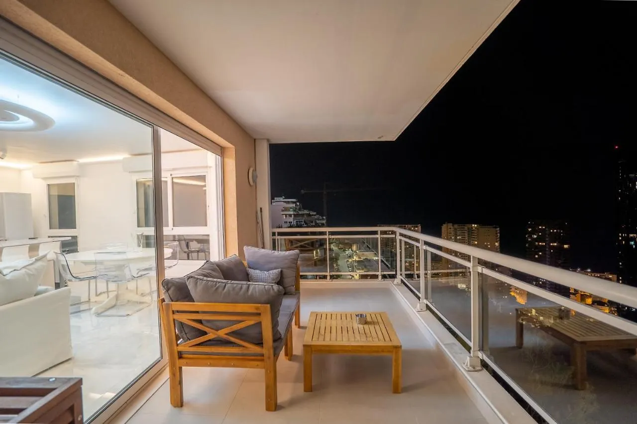 Le Petit Prince: Appartement De Haut Standing Beausoleil